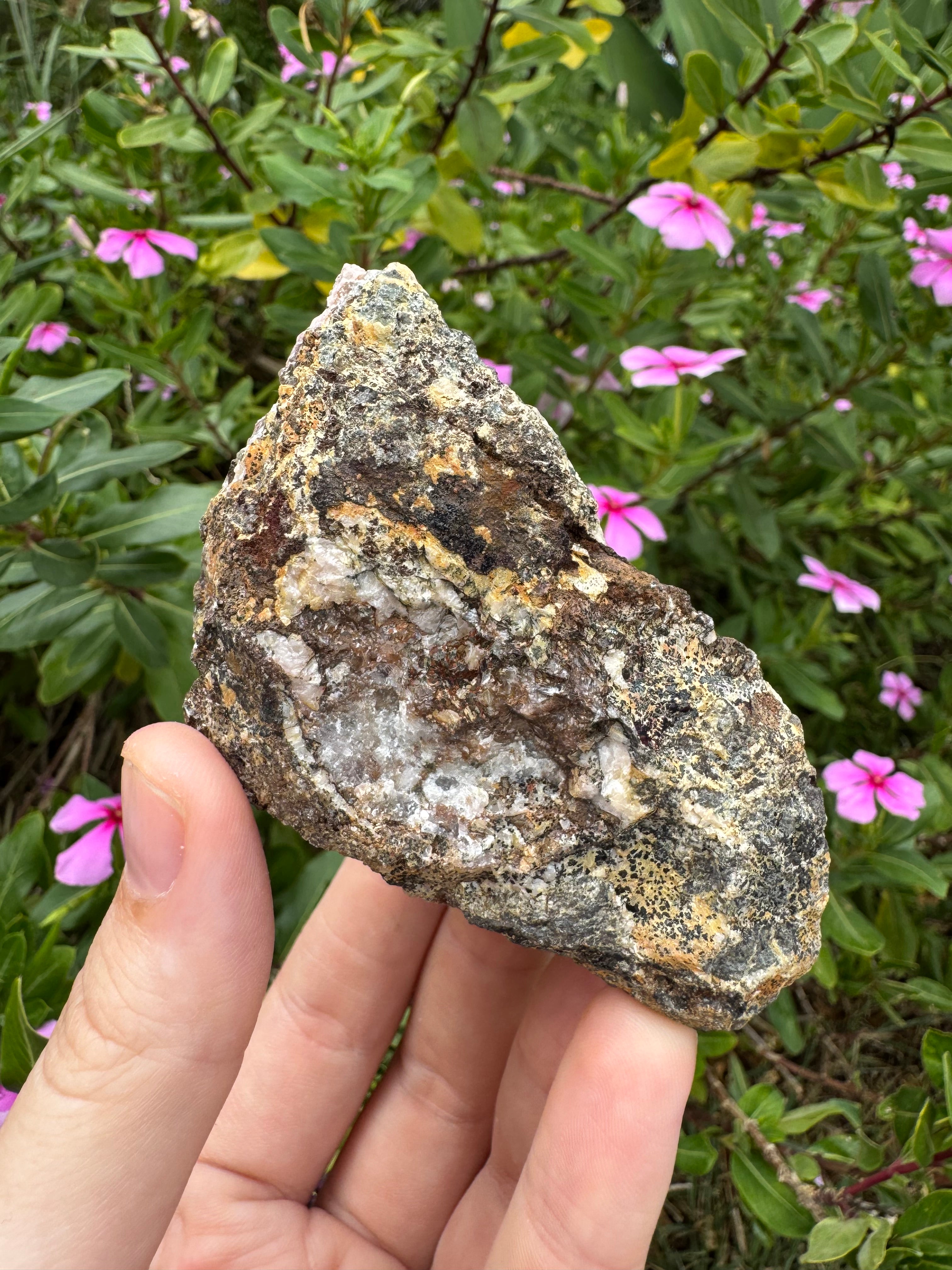 Cobalto Calcite Specimen