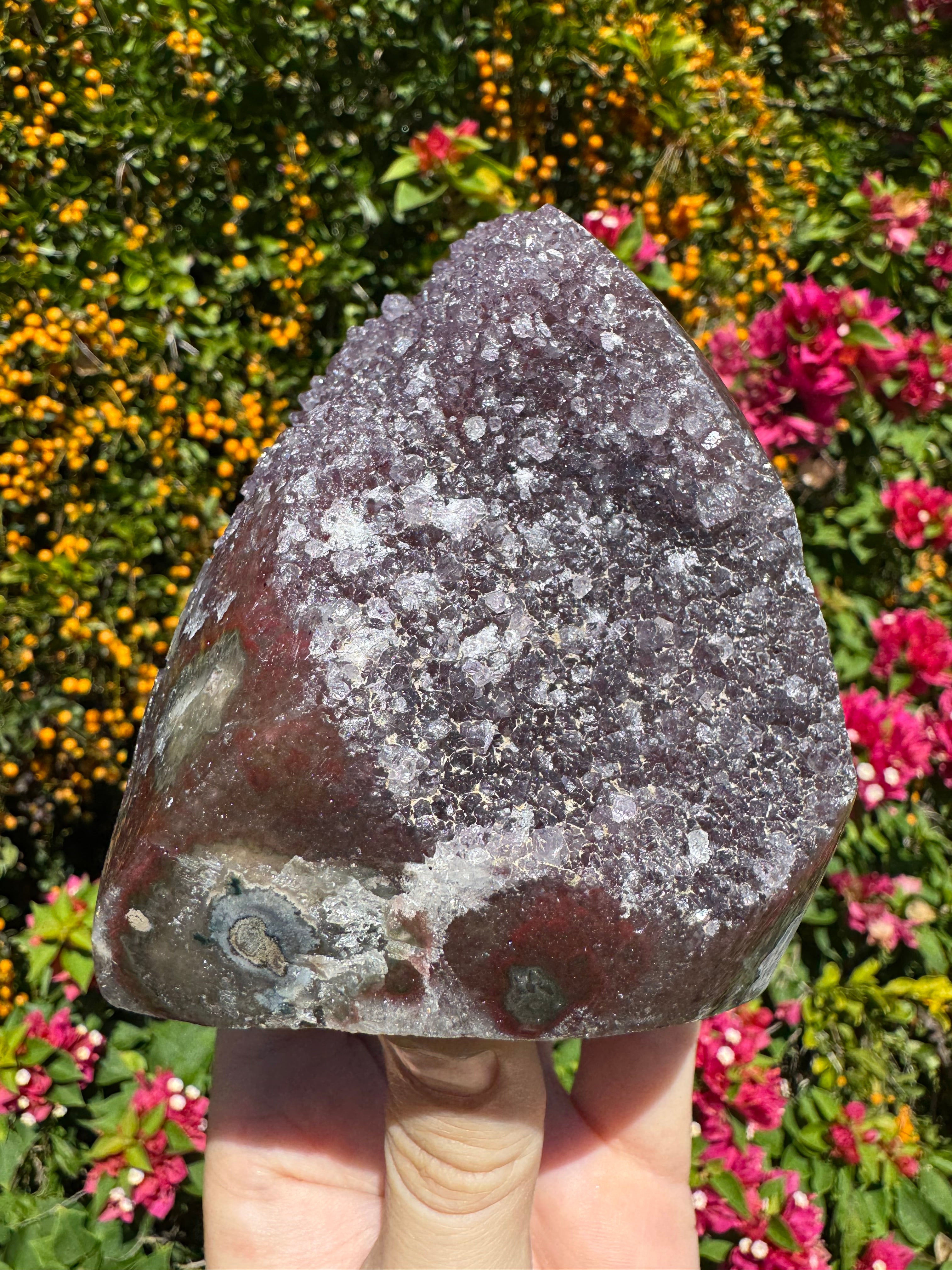Amethyst Druzy Standing Geode
 - Wraparound