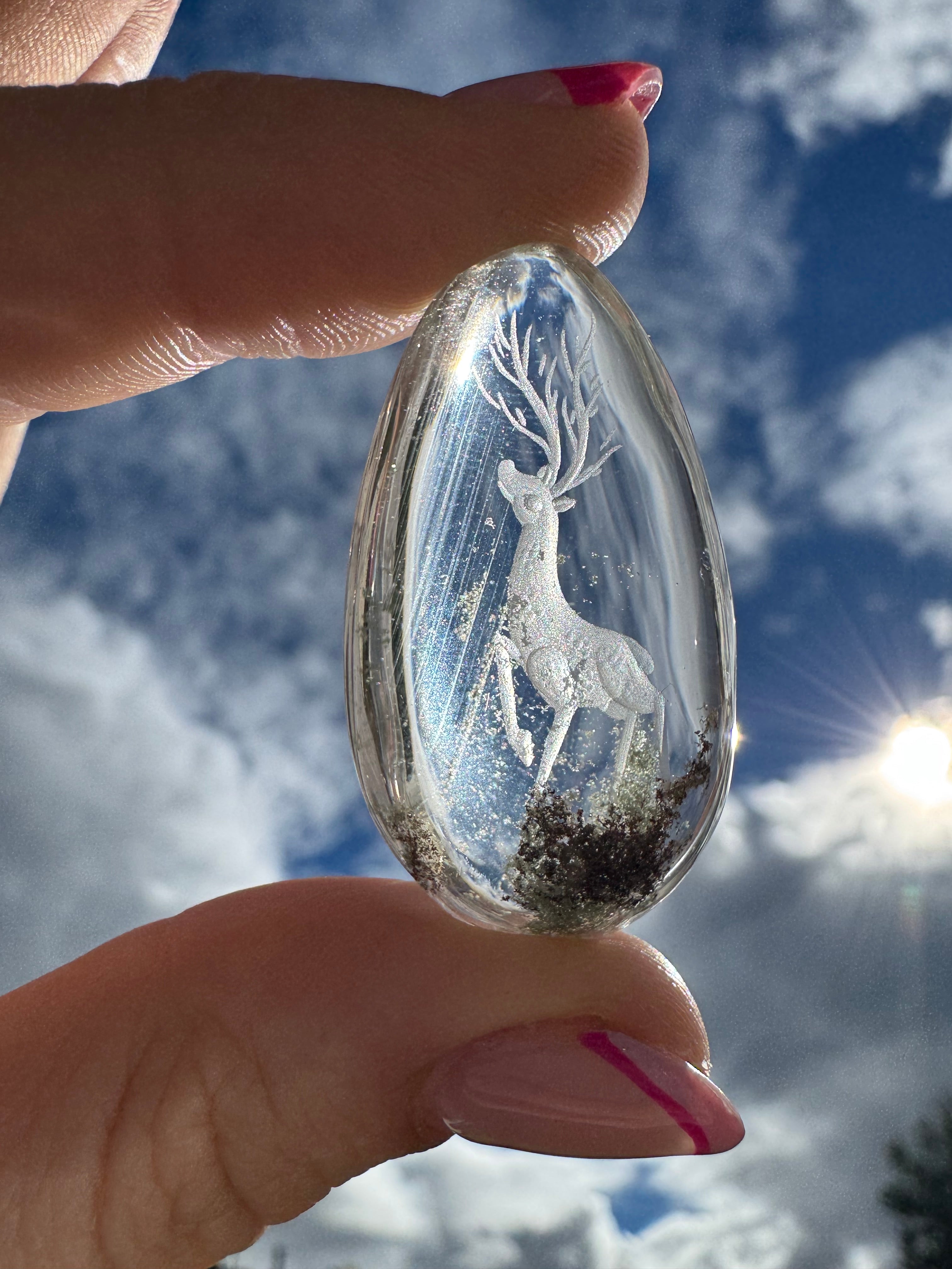 Premium Garden Quartz Deer Scene Carving – Collector Display Piece