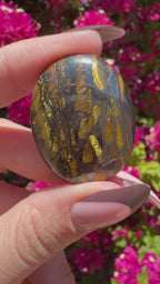 Tigers Eye Cabachon | Hamersley Ranges